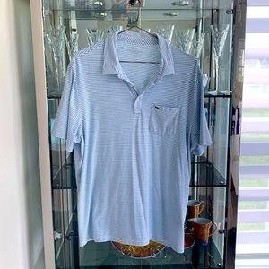 Vineyard vines t-shirt (XL)